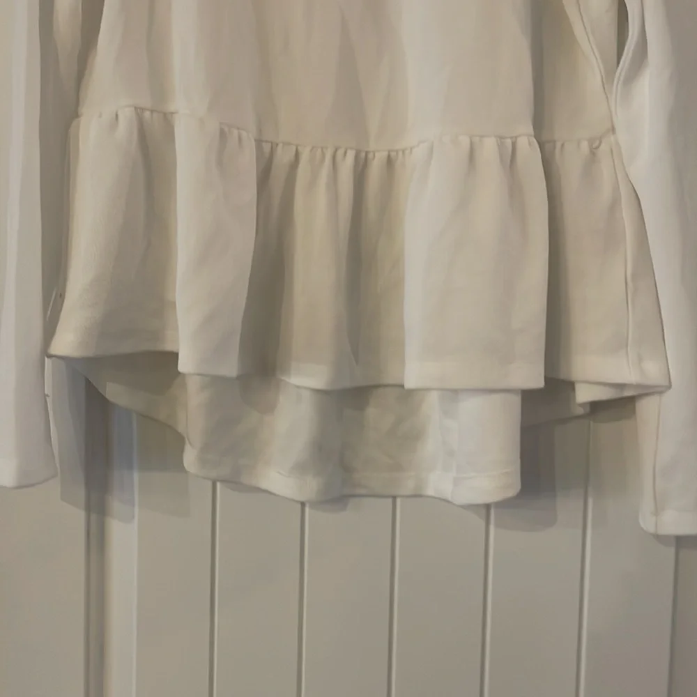 White High Low Ruffle Top - Picture 3 of 4